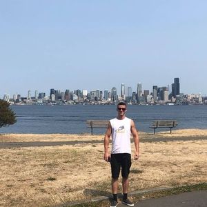 Meet your Posher, Kenneth